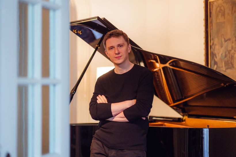 Soprana Teodora Gheorghiu și pianistul Sergiu Tuhuțiu, în Zâmbetul Muzicii  la Palatul Culturii din Iași 18949652