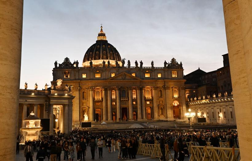 Prima congregație a cardinalilor pentru a organiza succesiunea Papei Francisc va avea loc marți 18950587