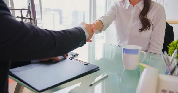 Mai mult de 6 din 10 români cu vârste între 15 și 64 de ani lucrează 18950527