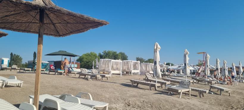Sezonul estival va începe tot fără avize și autorizații de funcționare pentru plaje  18950485