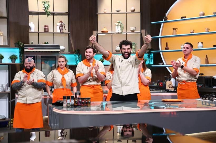 Echipa portocalie a lui Chef Richard, victorie la confruntarea culinară de ieri. Provocările acestei seri la Chefi la cuțite: două amulete și roata nebună a ingredientelor 18950794