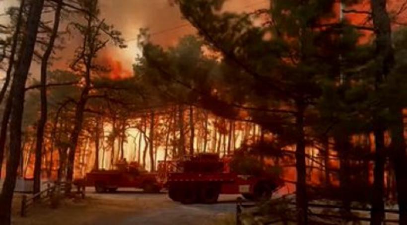 Incendiu uriaș în New Jersey. Mii de persoane au fost evacuate 18950714