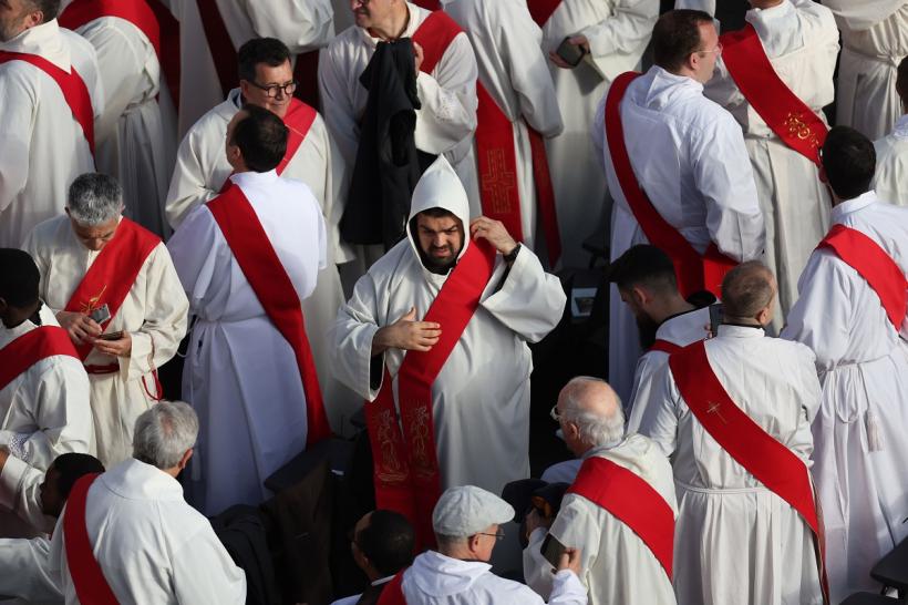 UPDATE Înmormântarea Papei Francisc. Zeci de mii de oameni au venit să își ia rămas bun de la unul dintre cei mai iubiți lideri ai bisericii catolice 18951296