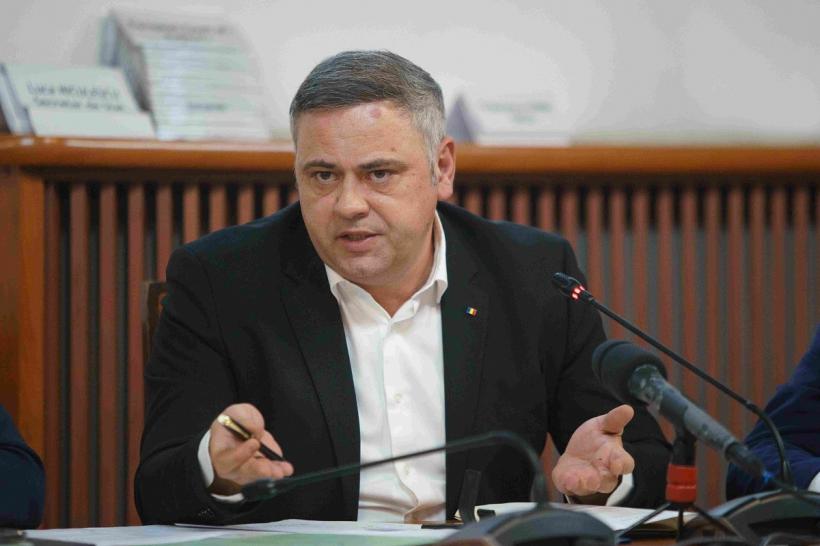 Ministrul Agriculturii: Nicio firmă privată nu va mai face intervenții active în atmosferă. Doar statul român se va ocupa de ploi artificiale și antigrindină 18951409