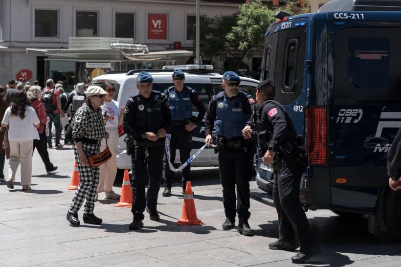 Stare de urgență declarată oficial în Spania, în urma penei de curent. Zeci de mii de polițiști, pe străzi 18951587