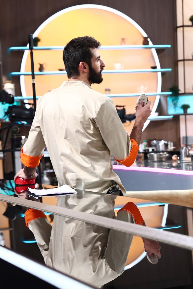 Chefi la cuțite, lider de audiență cu ediția de ieri.  Amuleta tăcerii încurcă rețetele diseară, în cel de-al șaselea battle 18951673