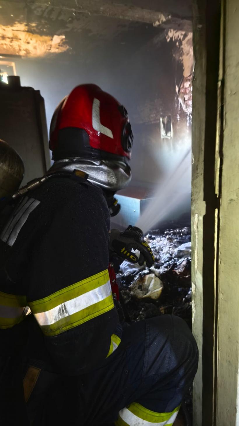 Incendiu la Spitalul CFR Pașcani. 80 de pacienți și angajați, evacuați 18951944