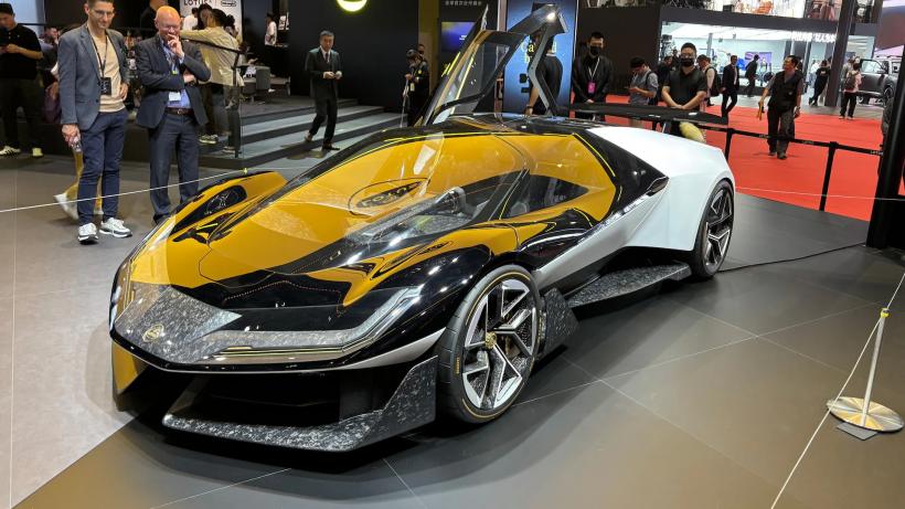 Va fi lumea auto dominată de China? Demonstrație de forță fără precedent la Shanghai 18951894