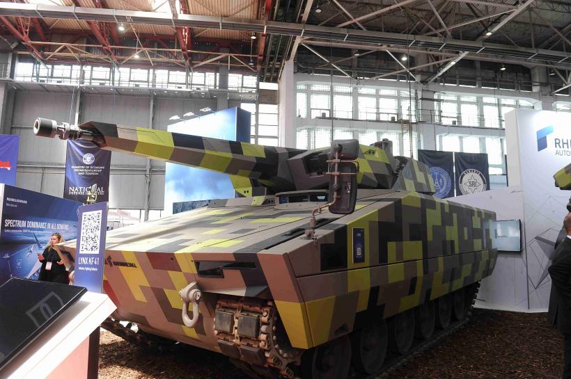 Forțele militare terestre vor fi dotate cu transportoare moderne 18952524