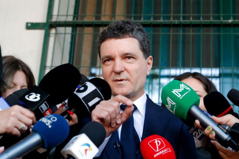 Sondaj prezentat de Nicușor Dan. Diferența dintre cei doi candidați s-a strâns foarte mult