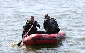S-au reluat căutările celor două persoane căzute în Dunăre în accidentul naval