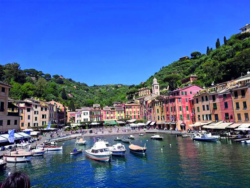 Coasta de Azur, la prețuri pentru turiștii români 18954012