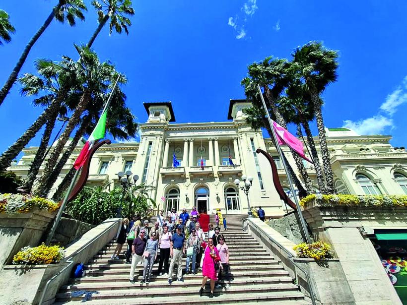 Coasta de Azur, la prețuri pentru turiștii români 18954014