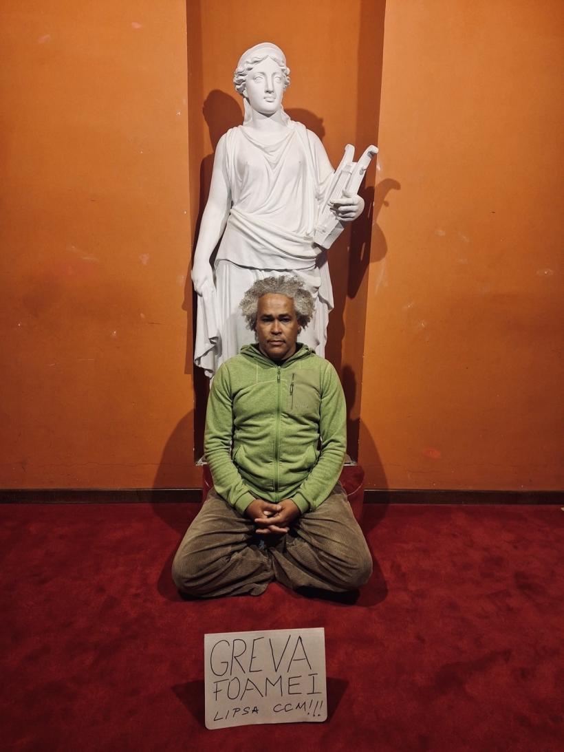 Un muzician de la Filarmonica din Sibiu a intrat în greva foamei 18954057