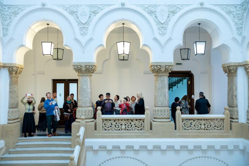 Tururi ghidate, expoziții și muzică live, la „Primăria deschisă”, în Noaptea Europeană a Muzeelor  18953877