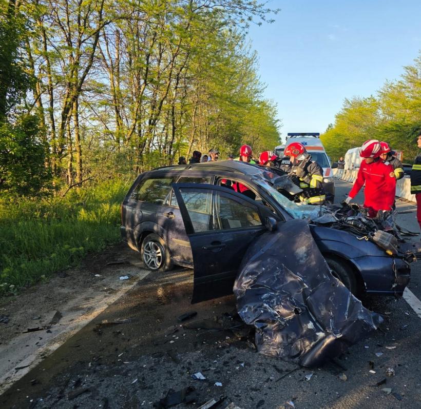 Accident cumplit pe drumul spre Mangalia. Un bărbat a murit 18954488