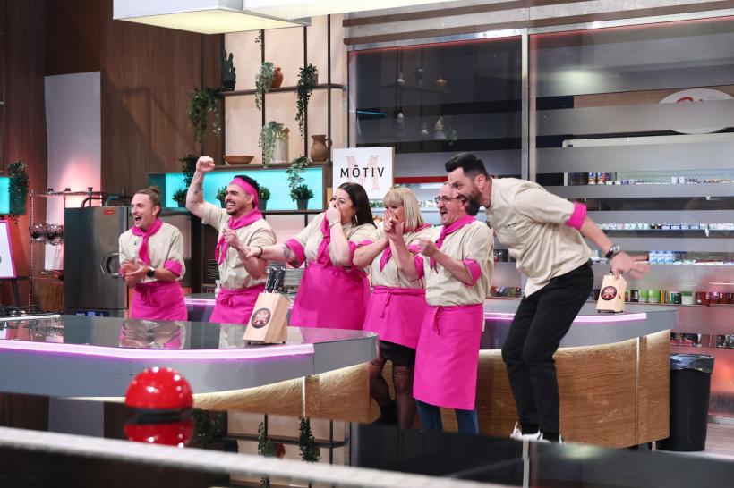 Nouă farfurii au adus o victorie detașată pentru echipa lui Chef Orlando în penultimul battle al sezonului, ieri seară la Chefi la cuțite. Maria Chirilov a părăsit competiția