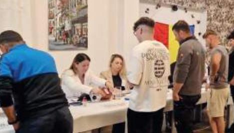 Românii din America n-au uitat de România 18955190