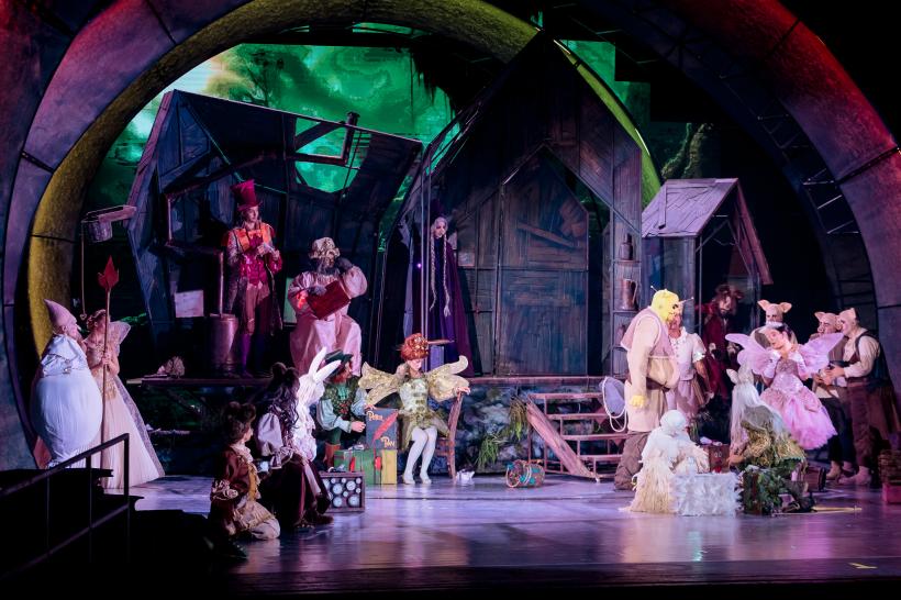 De pe Broadway la București: Shrek Musicalul revine pe scena ONB de Ziua Copilului. Horia Brenciu, în rolul capcăunului simpatic 18955414