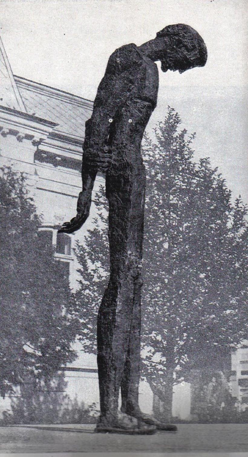 Iorgu, povestea lui Bacovia în 5 medalioane 18955492