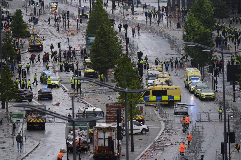 Incidentul din Liverpool: 27 de persoane spitalizate 18955801