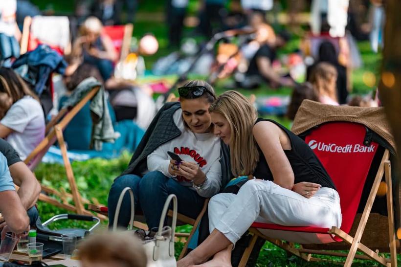 Weekend Sessions deschide sezonul 2025 cu cinema urban, artă și relaxare în mijlocul orașului, în Parcul Kretzulescu