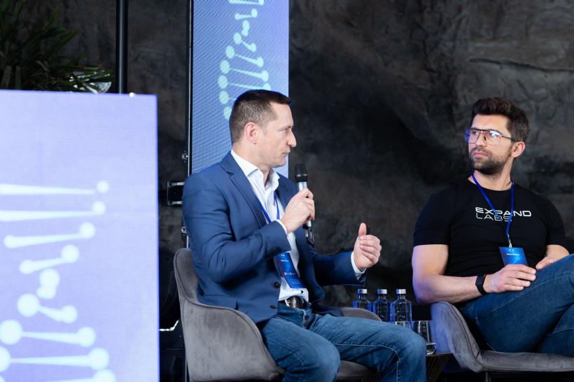 „Genetica nu e destin, dar poate fi o hartă esențială pentru sănătatea noastră” – Senatul Științific al FDVDR a organizat conferința „Biohacking – Noi frontiere în medicina personalizată și auto-optimizare”