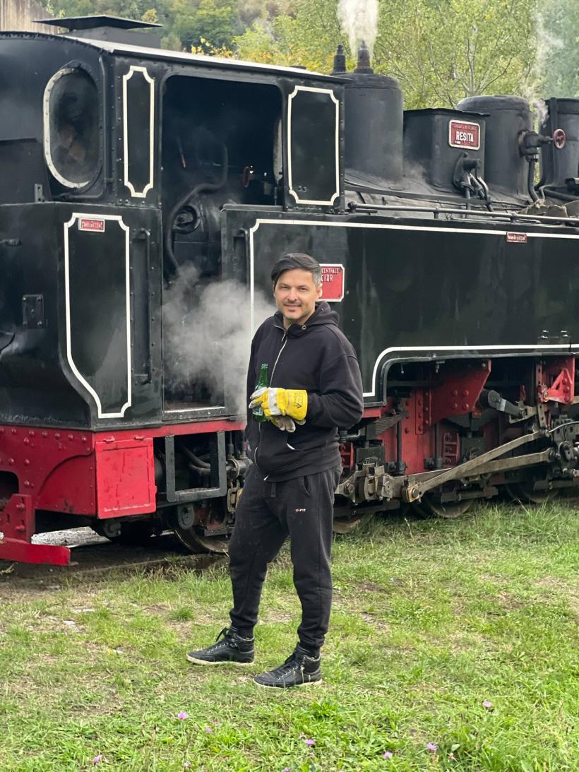 Din 2 iunie, de luni până miercuri, la Antena 1. Liviu Vârciu, copleșit de emoții la Poftiți pe la noi: Poftiți la întrecere: „Mi-am amintit de copilărie și de bunicul meu care construia case din chirpici” 18956444