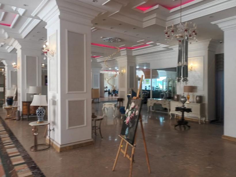 Românii preferă hotelurile de  4 stele de pe litoralul românesc 18956335