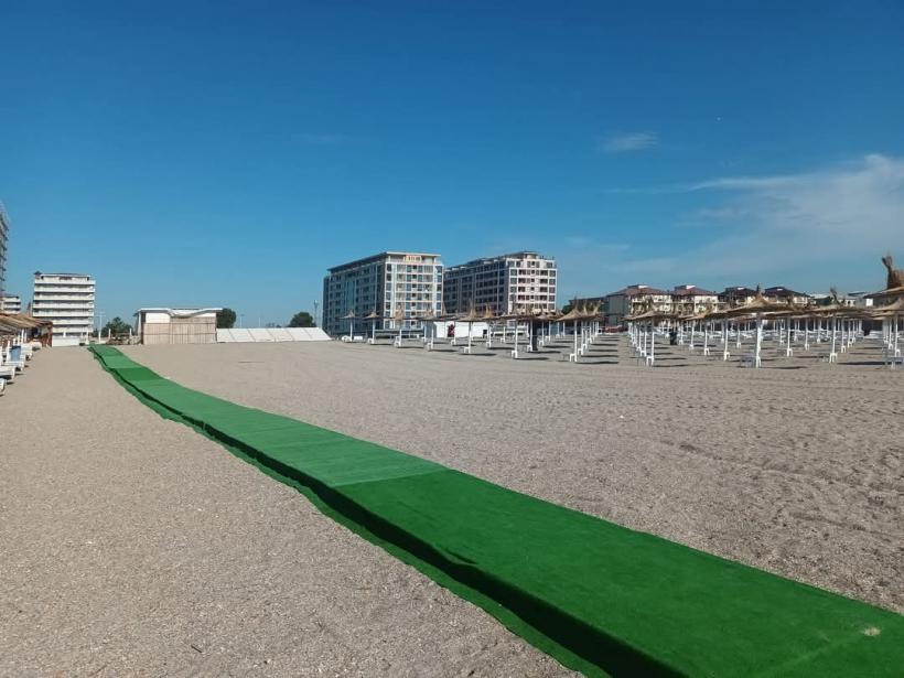 Românii preferă hotelurile de  4 stele de pe litoralul românesc 18956339