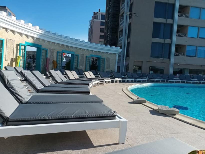 Românii preferă hotelurile de  4 stele de pe litoralul românesc 18956340