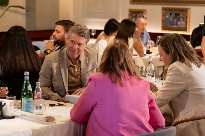 Vedetele au savurat în premieră preparatele dintr-o finală Chefi la cuțite: câștigătorul sezonului 15 și ceilalți trei finaliști au gătit live pentru invitații unui prânz special 18956482