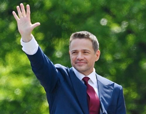 Alegeri în Polonia: Candidatul liberal şi proeuropean Rafal Trzaskowski revendică victoria