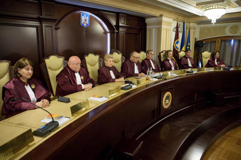 Marea răzgândire a CCR: instanța și-a contrazis zece ani de decizii favorabile publicării averilor 18956696