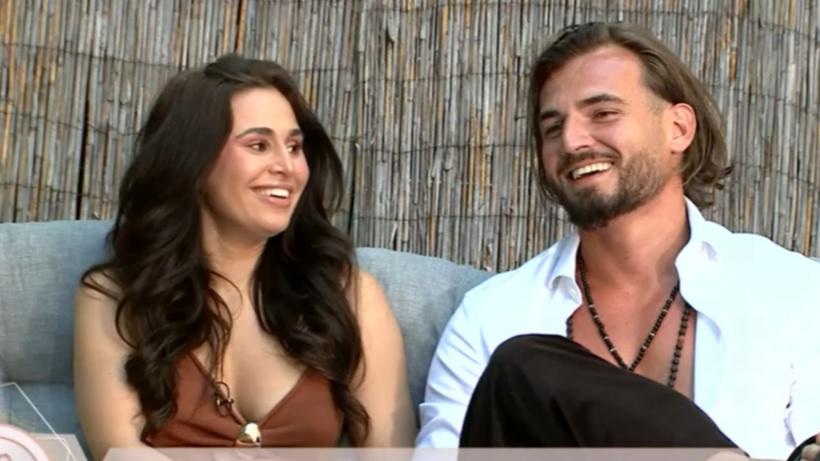 Cea mai așteptată apariție în reality show-ul Mireasa a avut loc, în direct, la Antena 1: ”din Tenerife... Cristian Marinescu!” 18957048