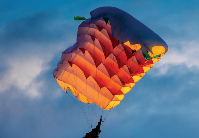 Noua ediție Income Magazine: De la marele deficit bugetar la promisiunile reformei