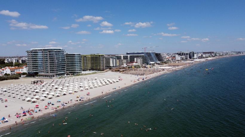 Prețuri pe litoral, 2025. Cât costă mâncarea și băuturile în restaurantele din Mamaia