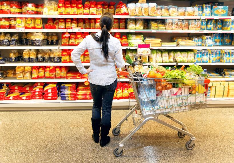 Români, pregătiți banii! Guvernul scumpește taxele rutiere și lovește în costul vieții