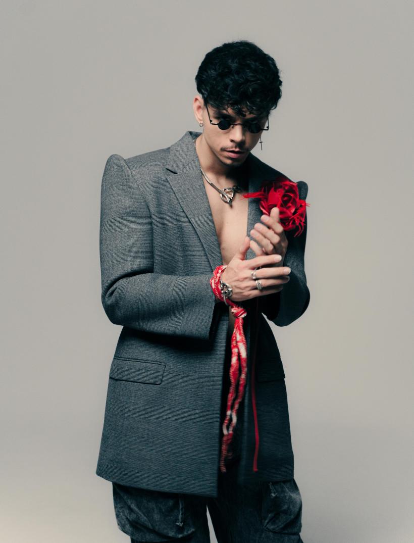 Emilian lansează Pământul, o poezie muzicală inspirată din trăirile personajului său din serialul Ana, Mi-ai fost scrisă în ADN 18956941