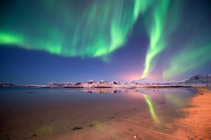 Aurora boreală, la orizont: Activitatea solară intensă aduce 50 de ani de spectacole pe cer