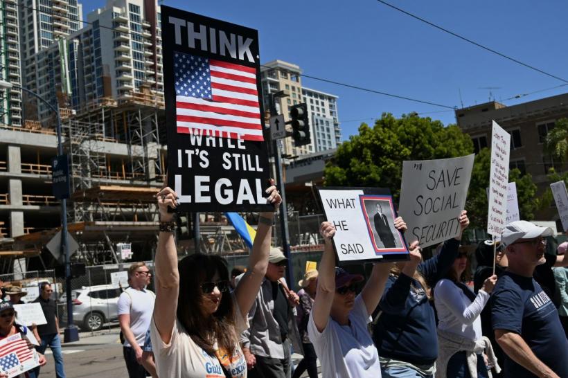 Proteste în California împotriva deportării imigranților. Casa Albă vrea să mobilizeze Garda Națională