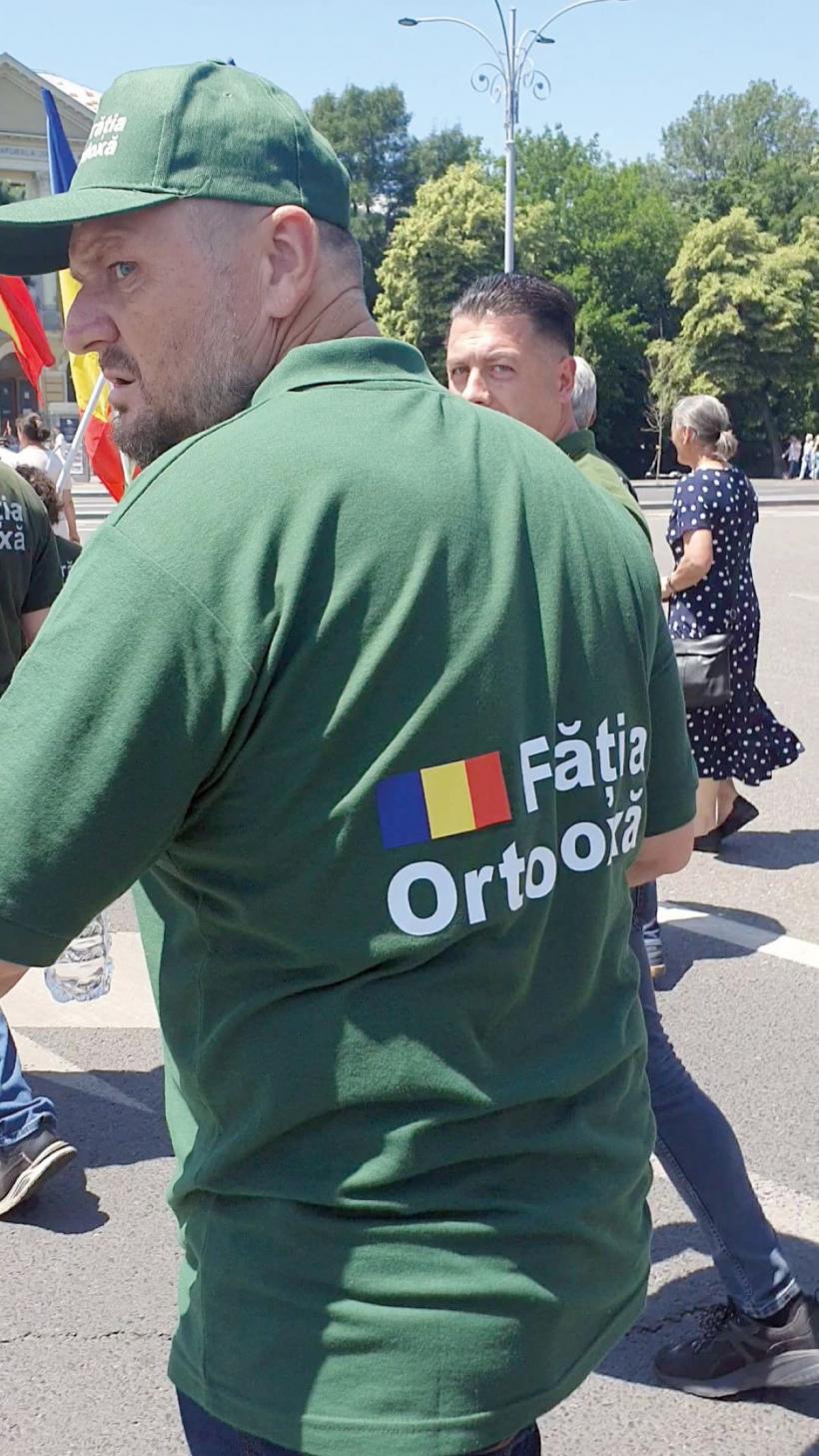 Un naționalist acuză: Georgescu și Simion? Caractere ipocrite, egoiste și în foame de putere  18957669