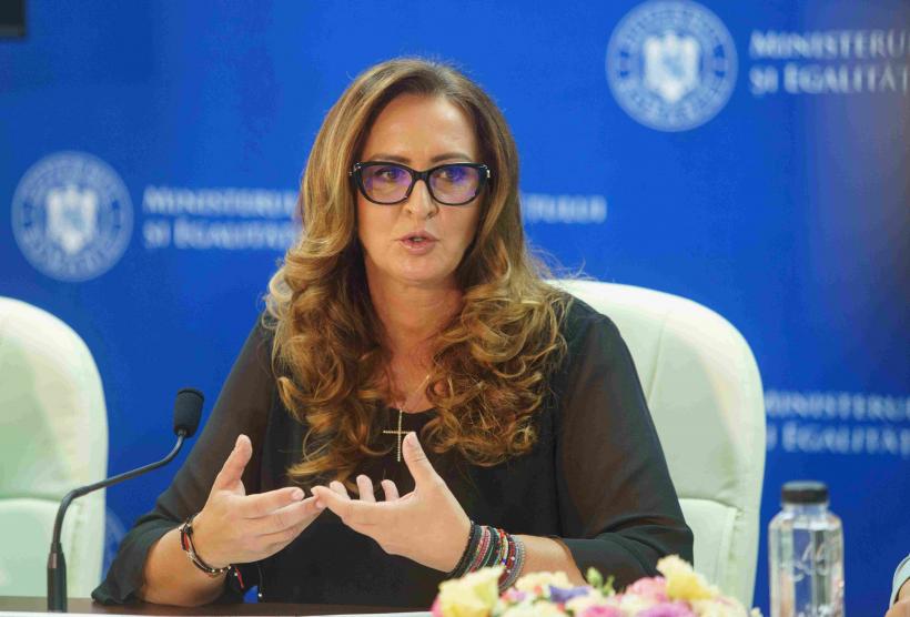 Parlamentarii ne pregătesc o nouă inflație: Se inventează zile omagiale pe bandă rulantă 18957806