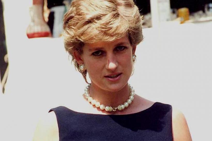 Obiecte de vestimentație care i-au aparținut prințesei Diana, scoase la licitație la sfârșitul lunii iunie