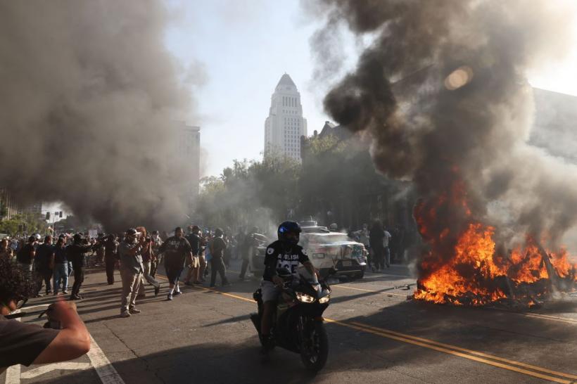 Trump declară stare de urgență în Los Angeles: „Eliberăm orașul de dușmani străini. E invazie!” 18958069