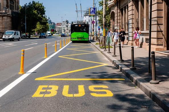 Noi benzi unice pentru transportul în comun în trei puncte cheie din Capitală 18958251