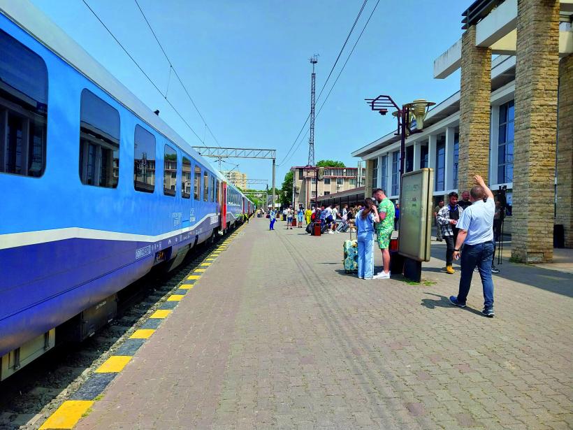 CFR Călători are 54 de trenuri pentru Litoral, dar locurile sunt insuficiente 18958323