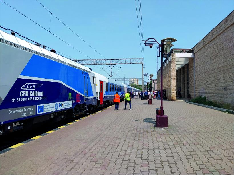 CFR Călători are 54 de trenuri pentru Litoral, dar locurile sunt insuficiente 18958324