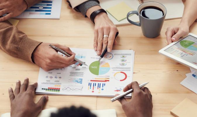 Soluția germană pentru problema românească: 10% taxă pe veniturile din publicitate ar aduce bani la buget