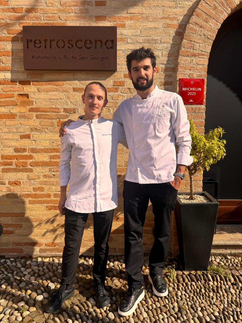 Claudiu Gherguț, câștigătorul sezonului 15 Chefi la cuțite, a gătit alături de Chef Richard Abou Zaki, la Retroscena: ”Acest stagiu îmi oferă o experiență fenomenală” 18958703